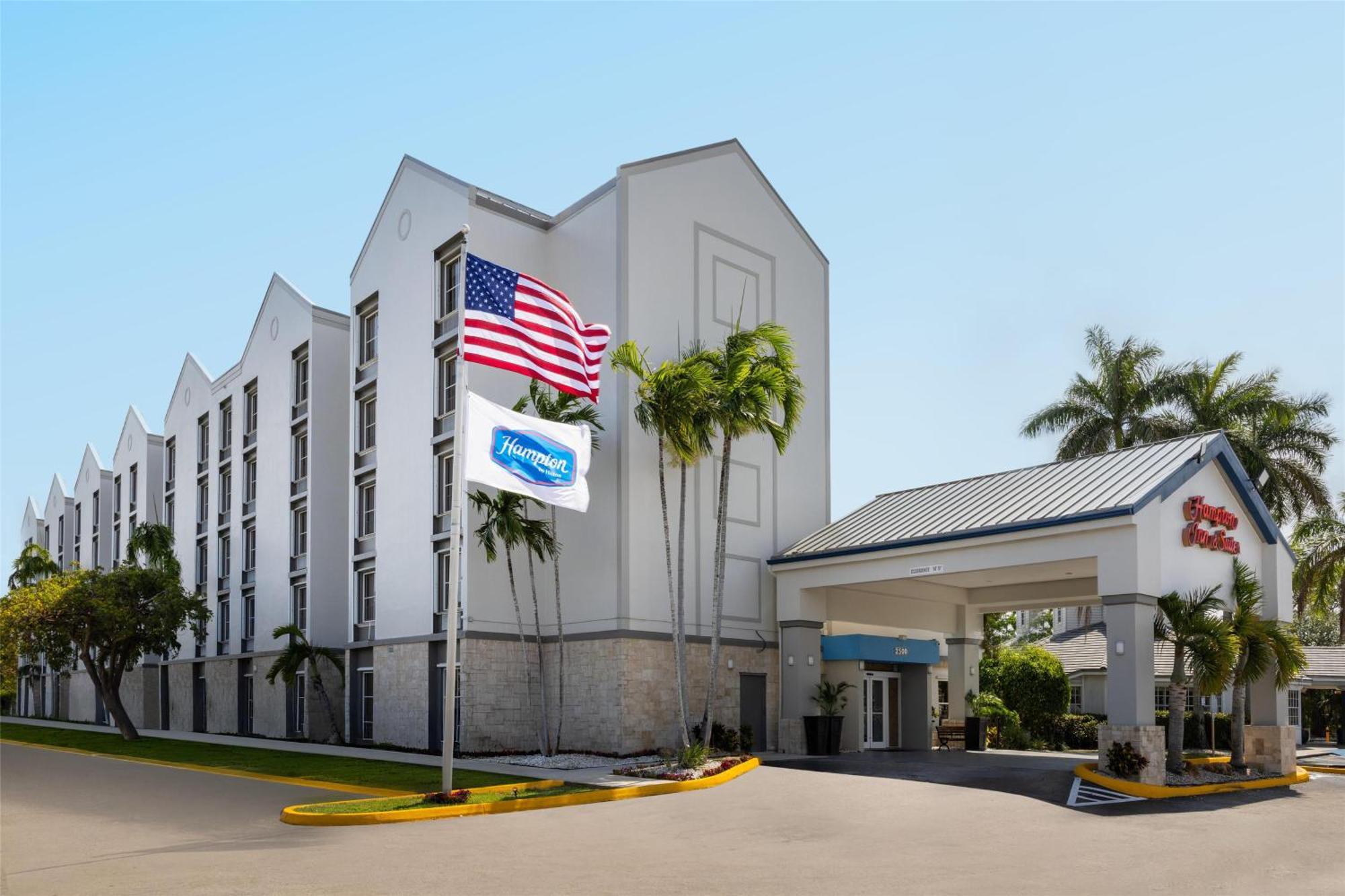 Hampton Inn & Suites Fort Lauderdale Airport Hollywood Ngoại thất bức ảnh